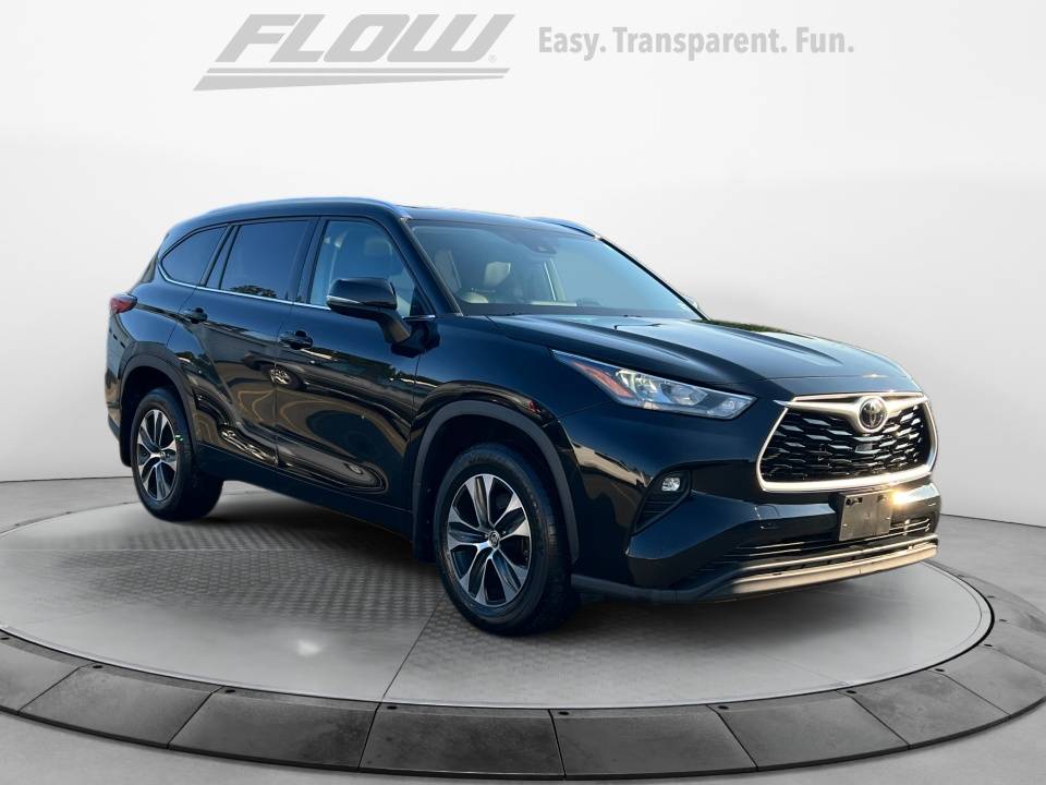 2020 Toyota Highlander XLE — SUV — 114,901 mi — Charlottesville, VA