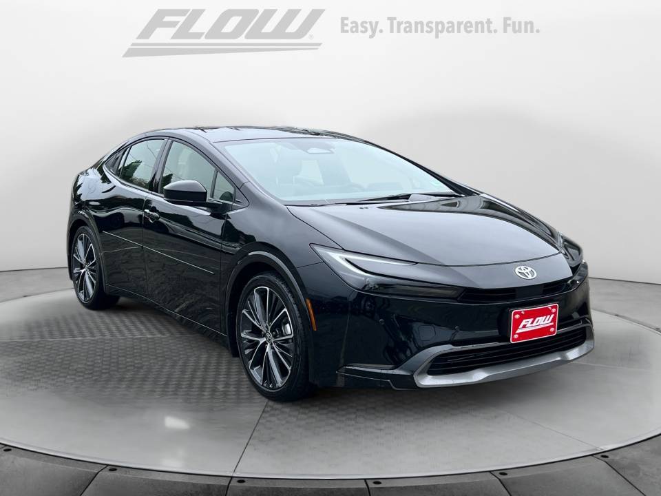 2025 Toyota Prius XLE — Hatchback — 2,661 mi — Charlottesville, VA