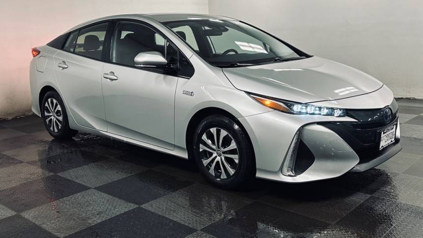 2020 Toyota Prius Prime LE — Hatchback — 61,975 mi — Parma Heights, OH