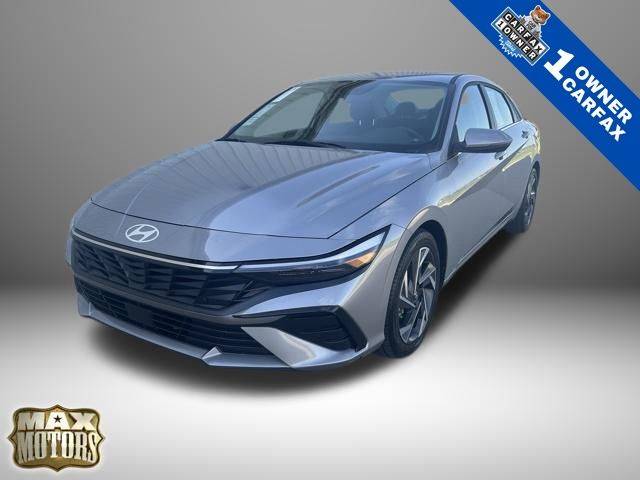 2025 Hyundai Elantra Limited — Sedan — 15,634 mi — Clinton, MO