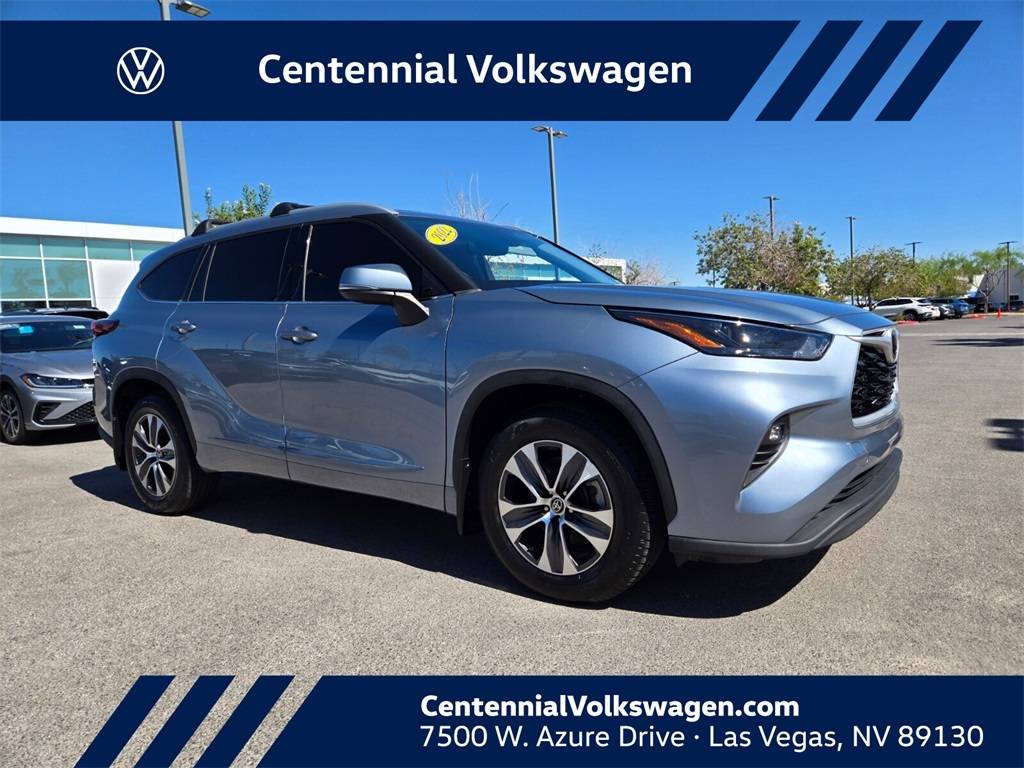 2022 Toyota Highlander XLE — SUV — 37,836 mi — Las Vegas, NV