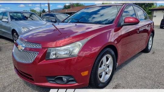 2012 Chevrolet Cruze 1LT — Sedan — 118,009 mi — Cincinnati, OH