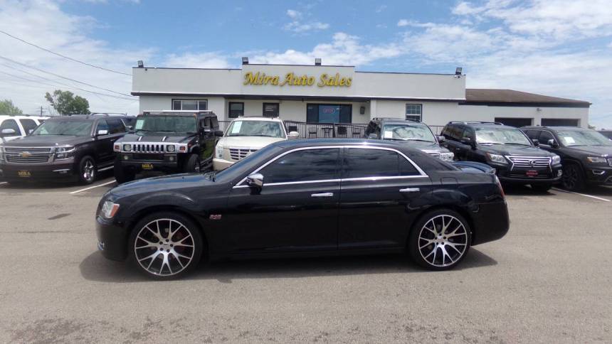 2014 Chrysler 300 C — Sedan — 116,765 mi — Cincinnati, OH