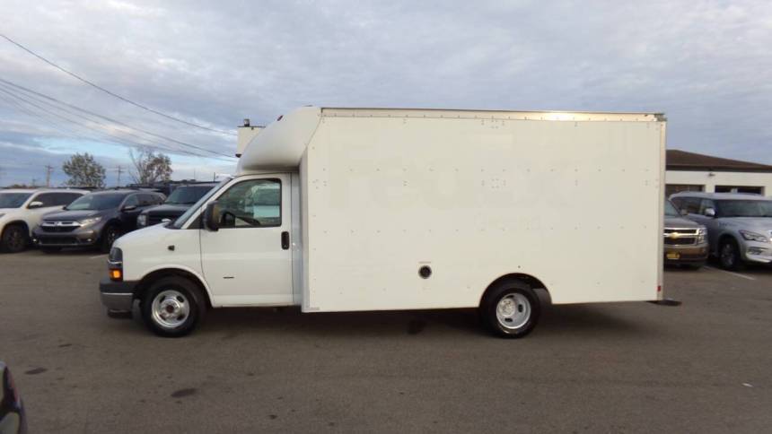 2018 Chevrolet Express Commercial Cutaway 3500 — Chassis Cab Truck — 146,485 mi — Cincinnati, OH