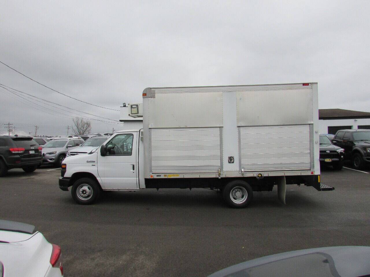 2012 Ford Econoline Commercial Cutaway E-450