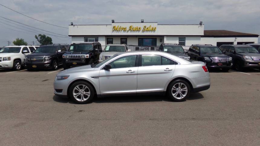 2016 Ford Taurus SE — Sedan — 105,986 mi — Cincinnati, OH