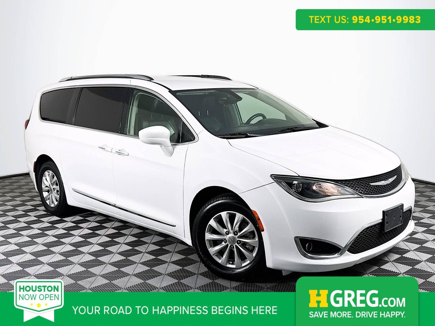 2018 Chrysler Pacifica Touring L — Minivan — 87,455 mi — Houston, TX
