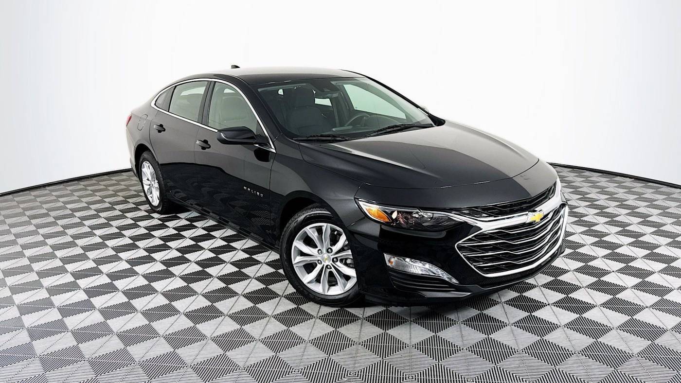 2025 Chevrolet Malibu LT — Sedan — 1,812 mi — Houston, TX