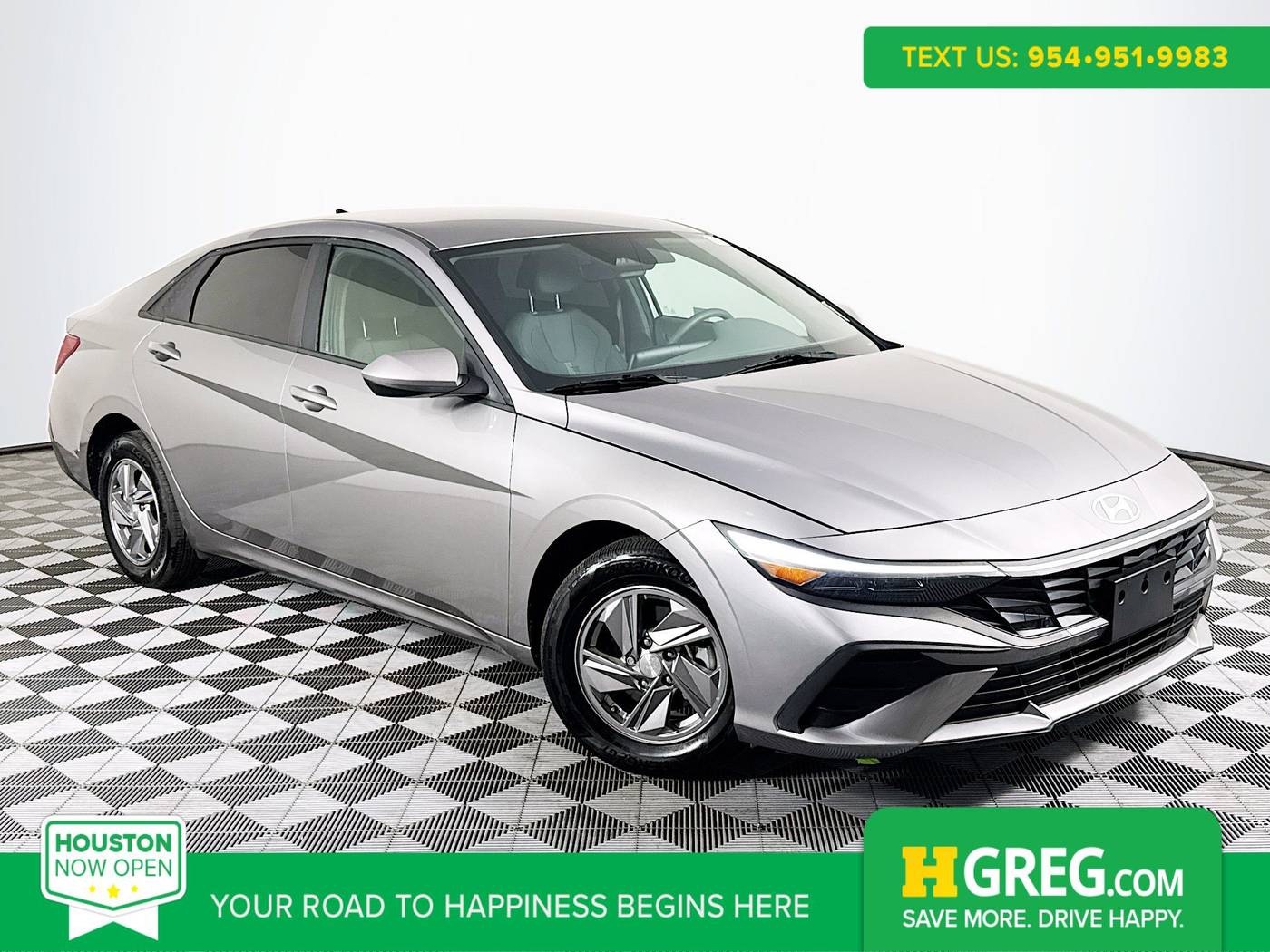 2025 Hyundai Elantra SE — Sedan — 13,166 mi — Houston, TX