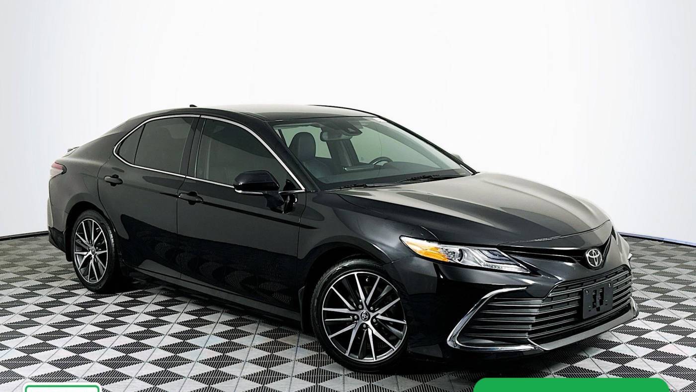 2023 Toyota Camry XLE — Sedan — 39,688 mi — Houston, TX
