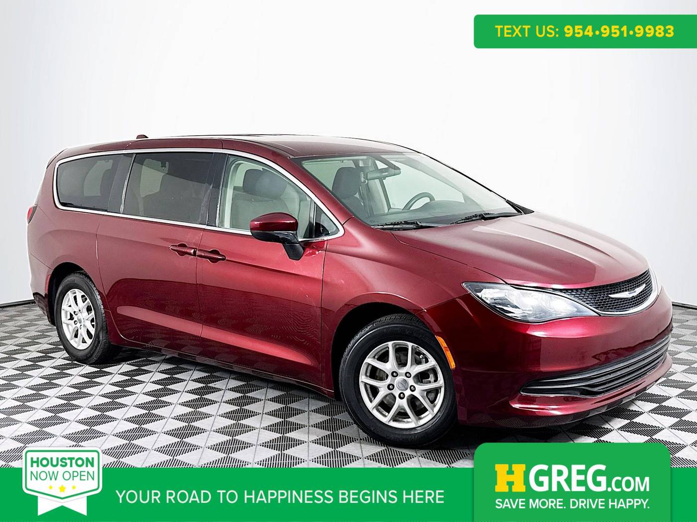 2018 Chrysler Pacifica Touring — Minivan — 63,116 mi — Houston, TX
