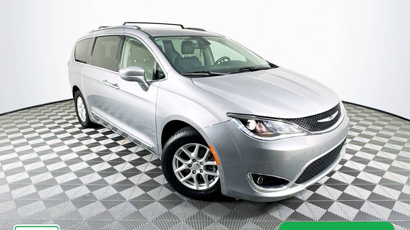 2020 Chrysler Pacifica Touring L — Minivan — 61,180 mi — Houston, TX