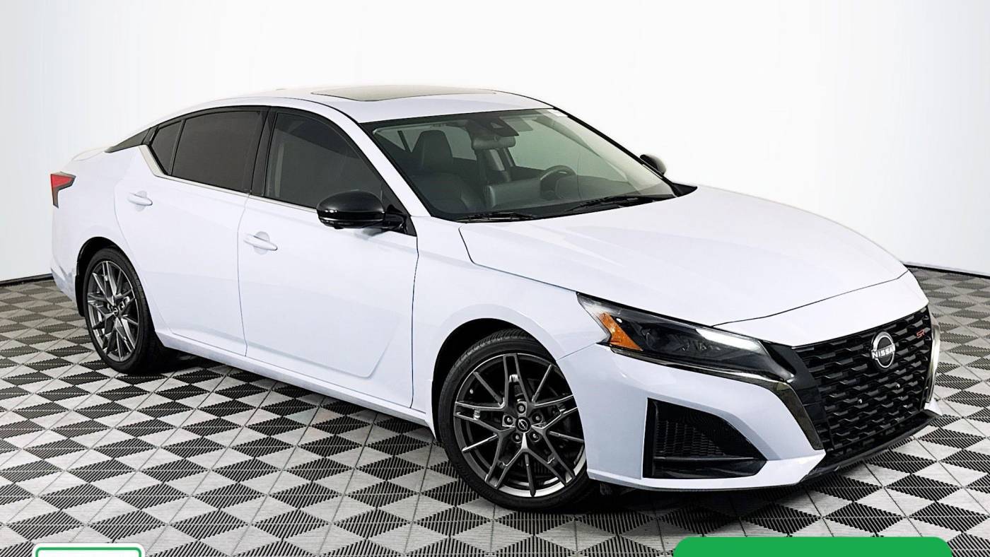 2023 Nissan Altima SR — Sedan — 31,535 mi — Houston, TX