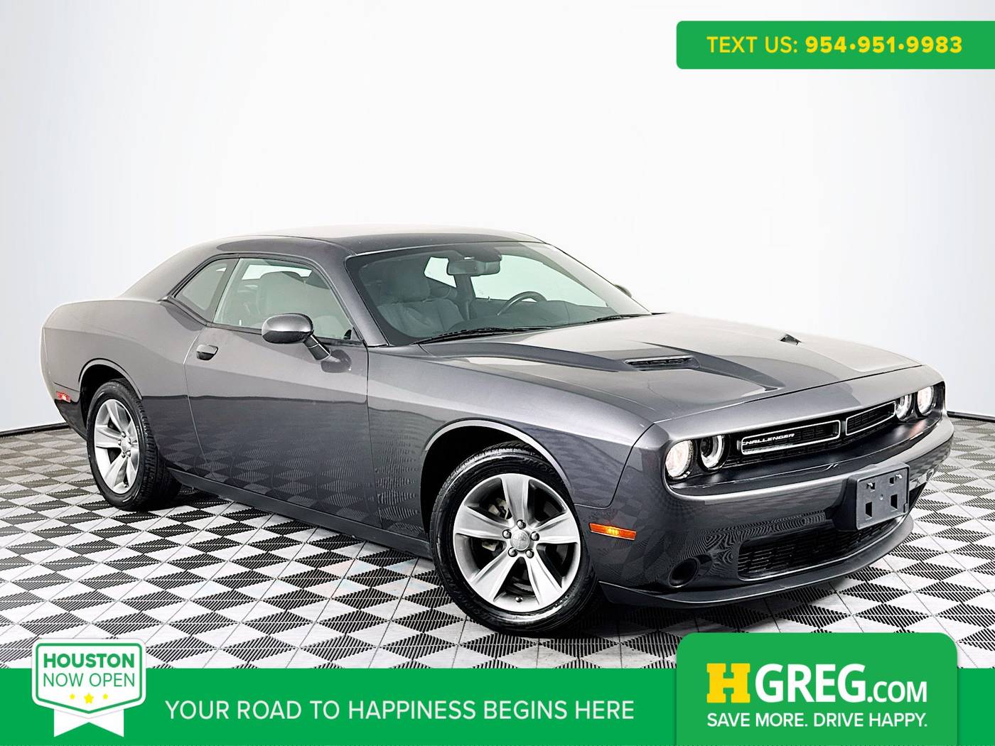2017 Dodge Challenger SXT — Coupe — 57,051 mi — Houston, TX