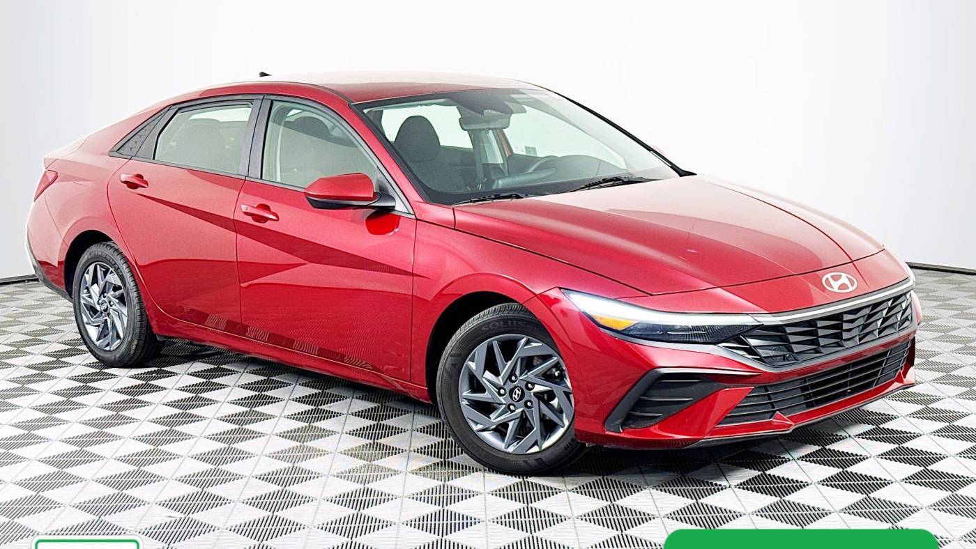 2024 Hyundai Elantra SEL — Sedan — 15,075 mi — Houston, TX