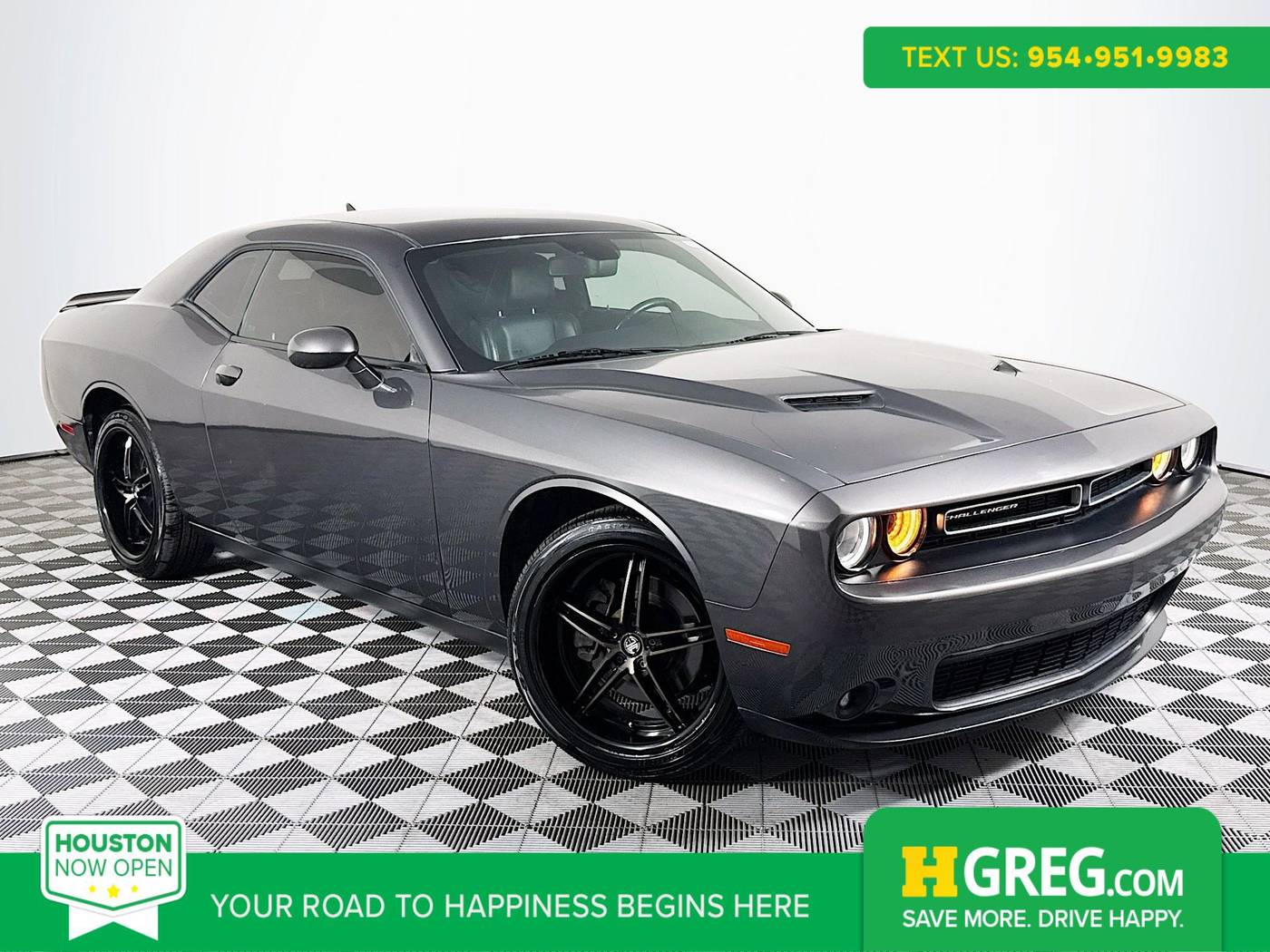 2020 Dodge Challenger SXT — Coupe — 52,154 mi — Houston, TX