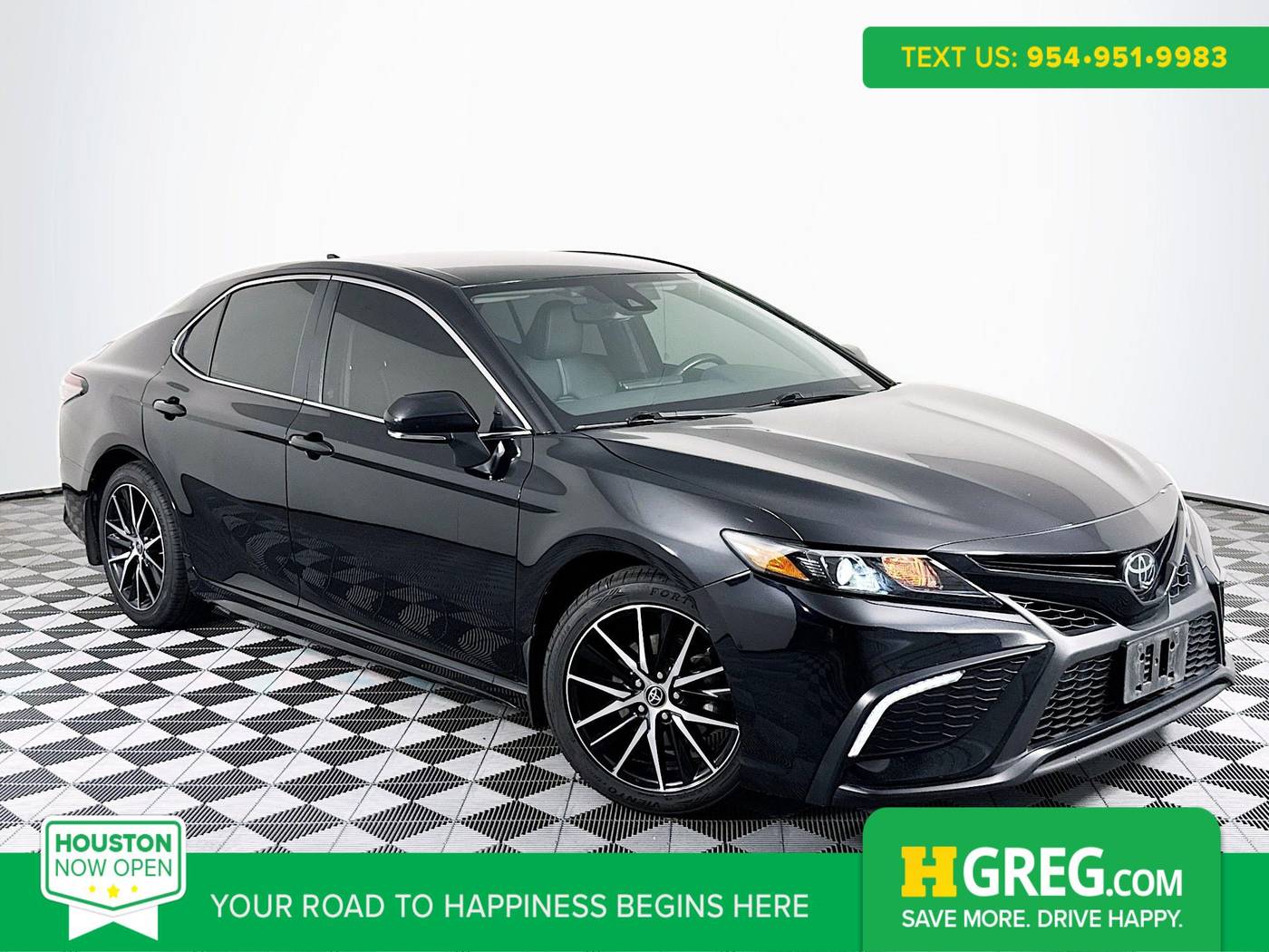 2023 Toyota Camry SE — Sedan — 73,118 mi — Houston, TX