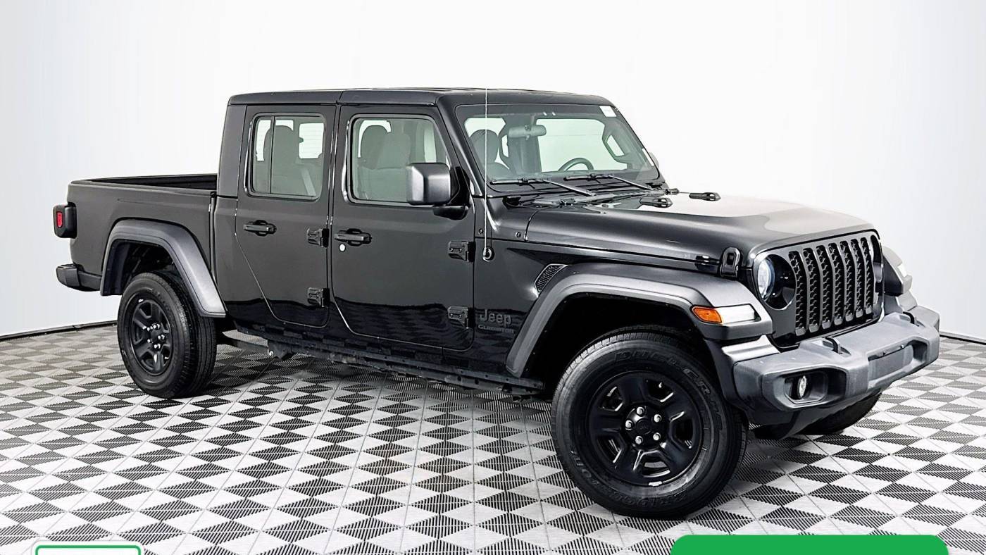 2020 Jeep Gladiator Sport — Pickup Truck — 31,134 mi — Houston, TX