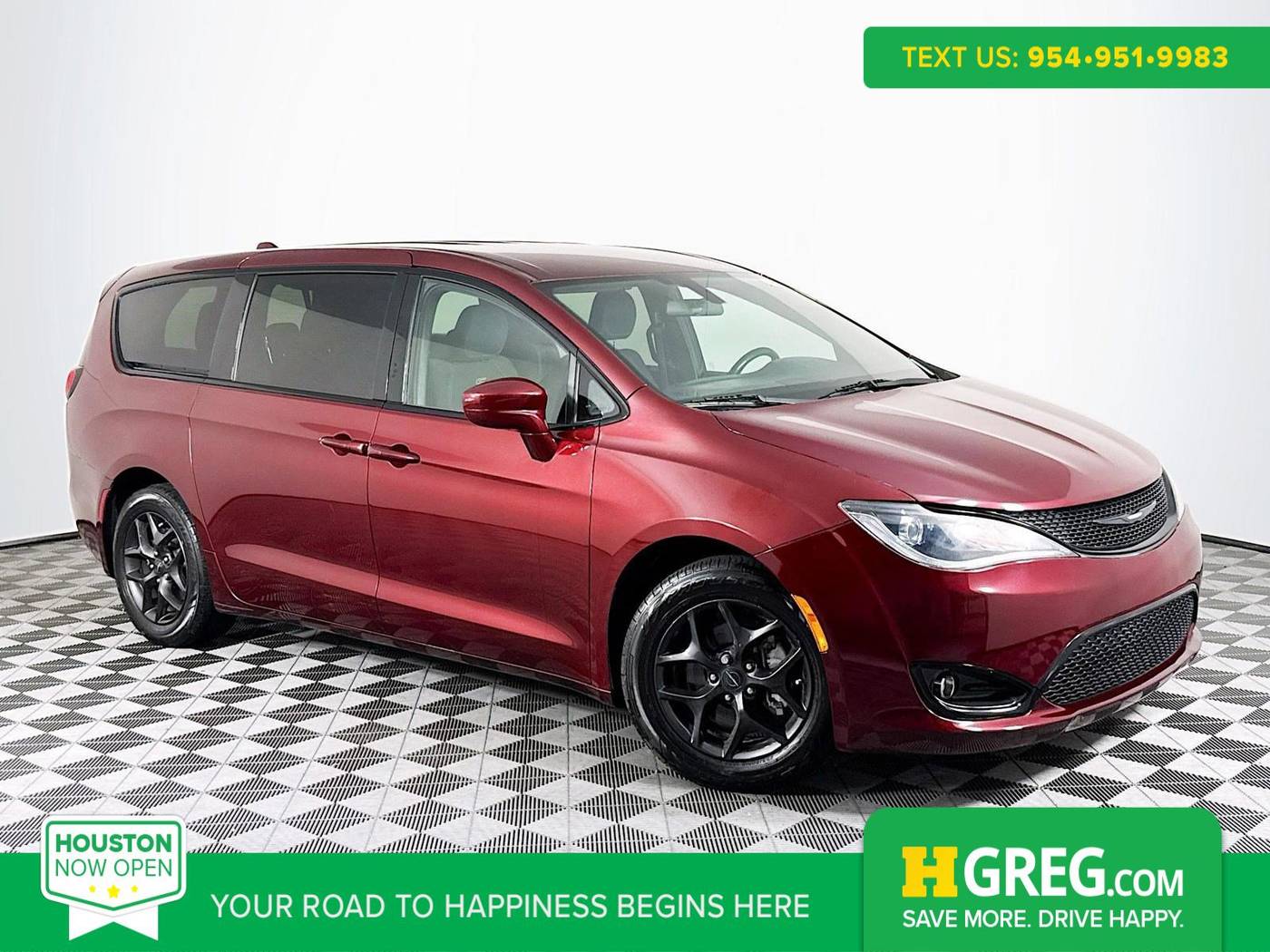 2018 Chrysler Pacifica Touring Plus — Minivan — 81,772 mi — Houston, TX