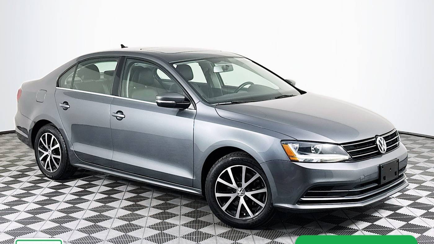 2017 Volkswagen Jetta 1.4T SE — Sedan — 65,302 mi — Houston, TX