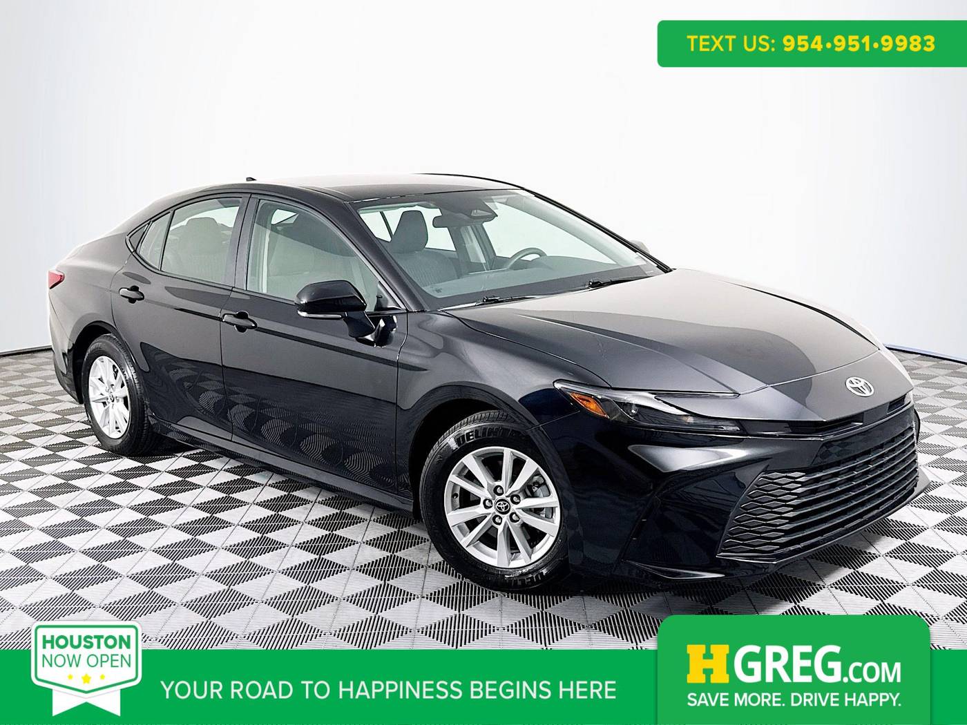 2025 Toyota Camry Hybrid LE — Sedan — 14,147 mi — Houston, TX