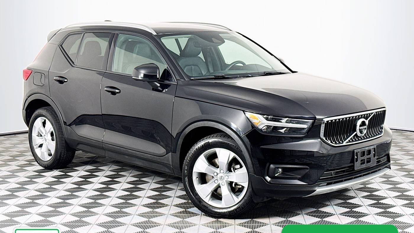 2022 Volvo XC40 Momentum — SUV — 61,730 mi — Houston, TX