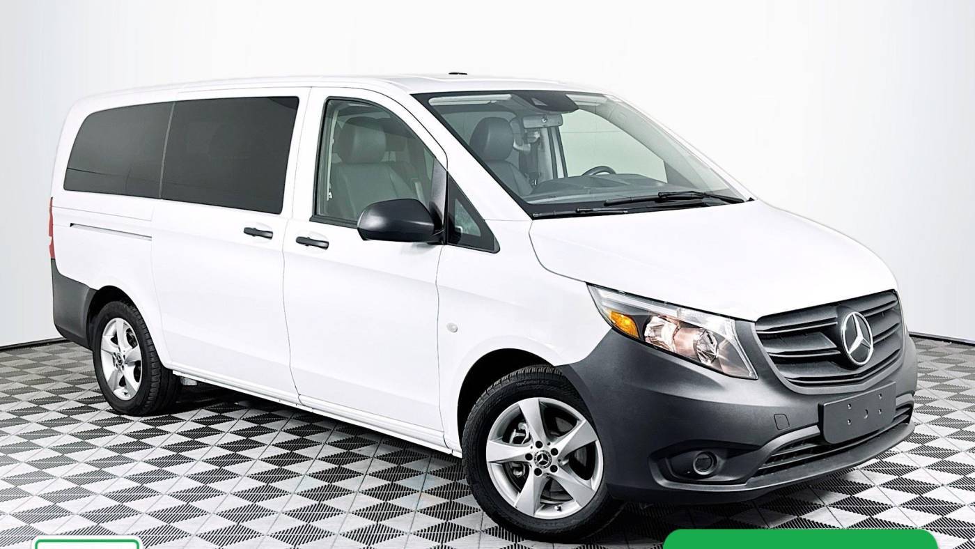 2023 Mercedes-Benz Metris Passenger