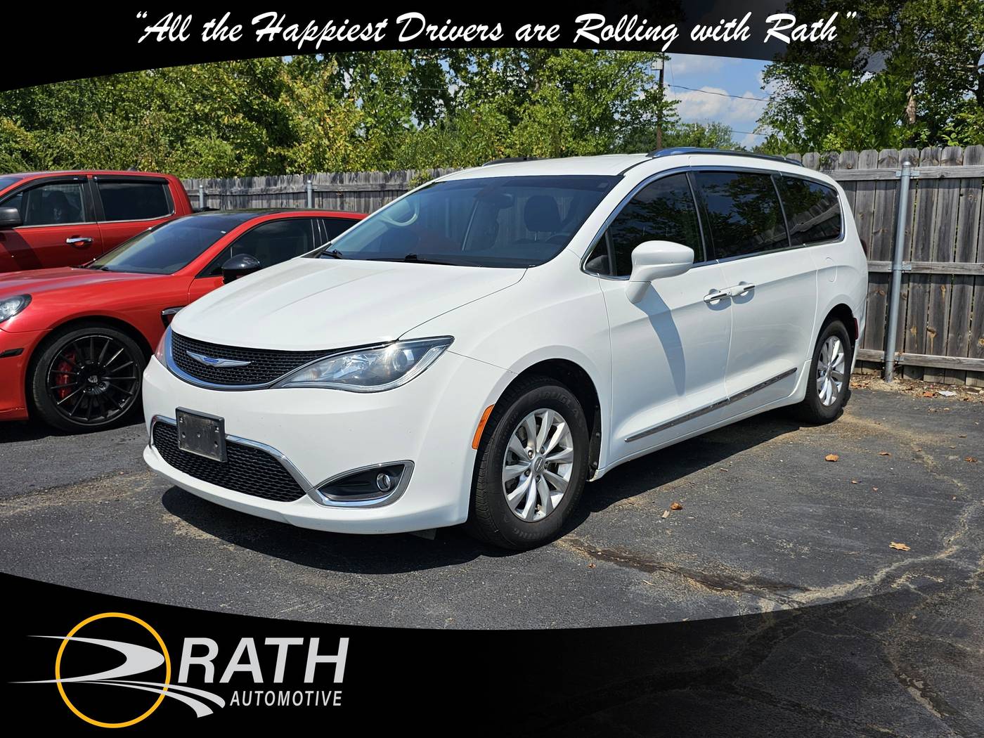 2019 Chrysler Pacifica Touring L — Minivan — 111,023 mi — Fort Smith, AR