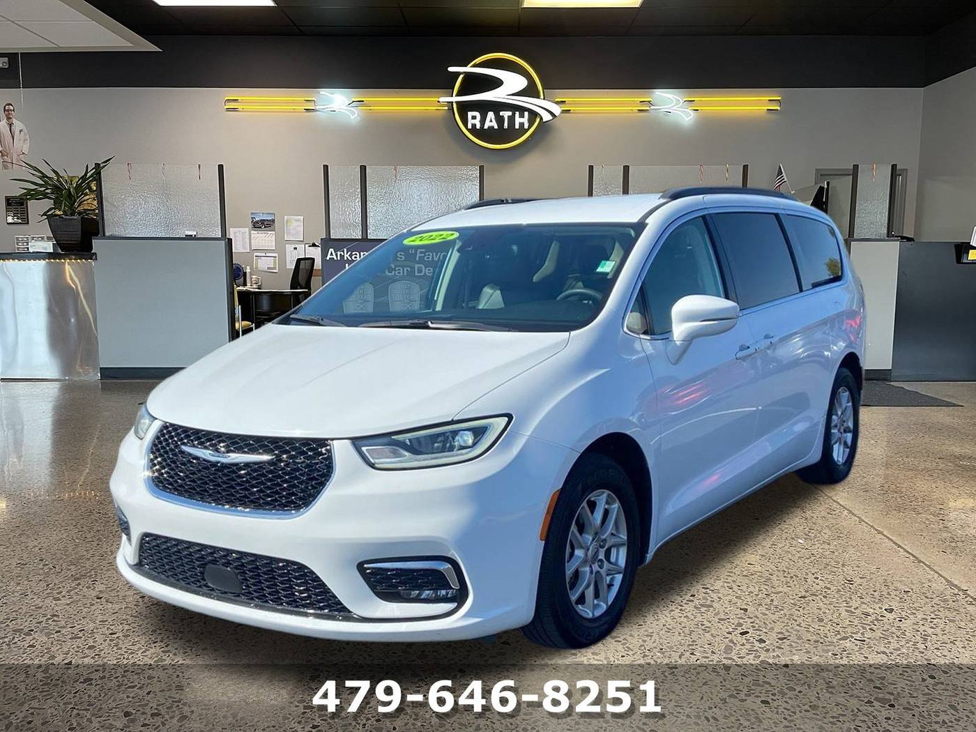 2022 Chrysler Pacifica Touring L — Minivan — 63,754 mi — Fort Smith, AR