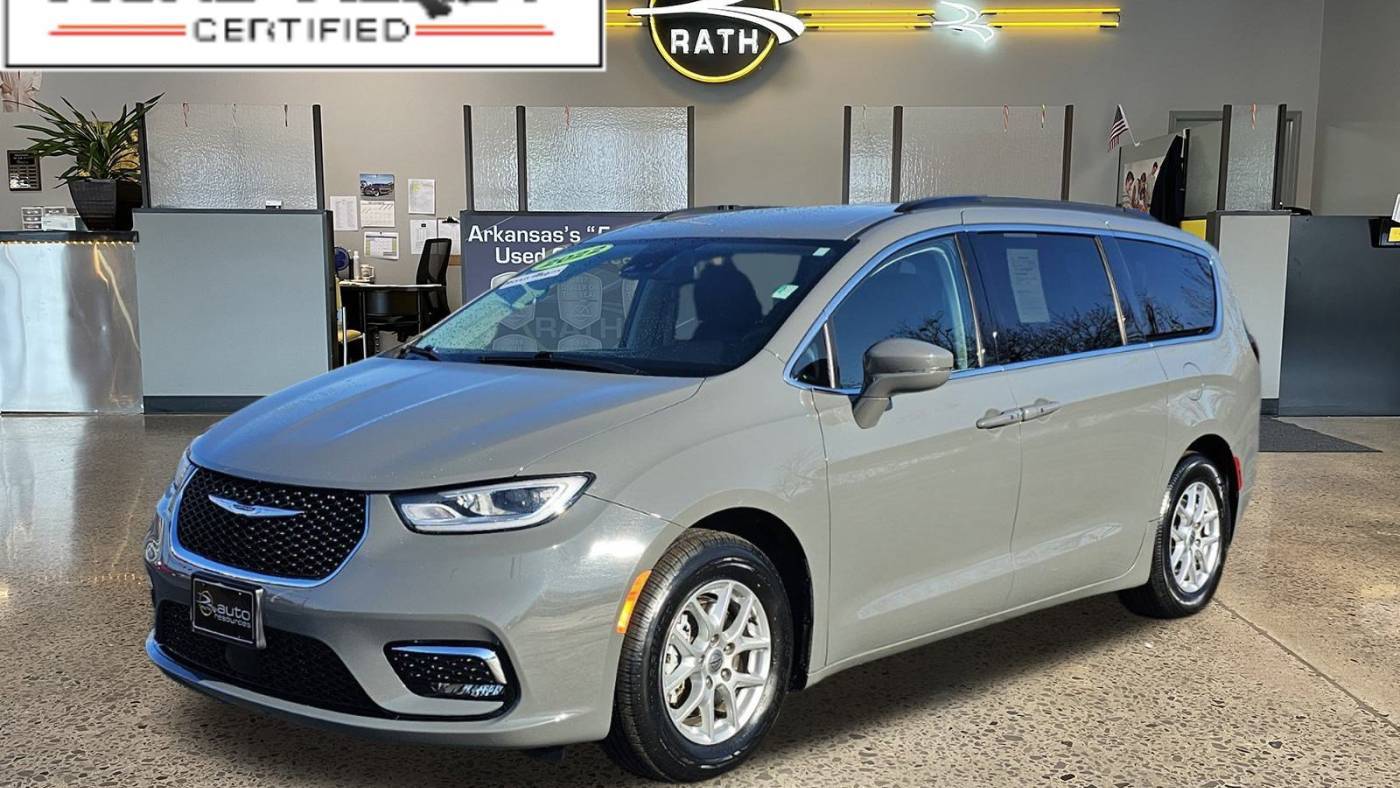 2022 Chrysler Pacifica Touring L — Minivan — 63,858 mi — Fort Smith, AR