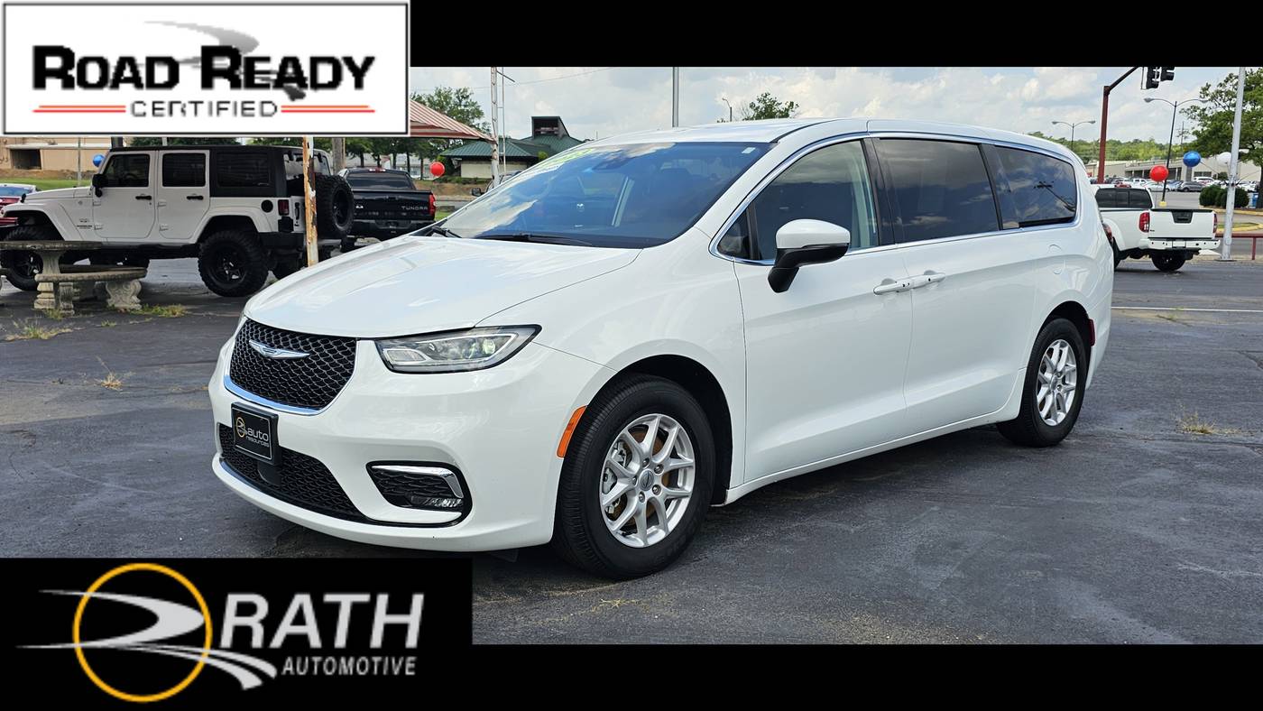 2023 Chrysler Pacifica Touring L — Minivan — 49,190 mi — Fort Smith, AR