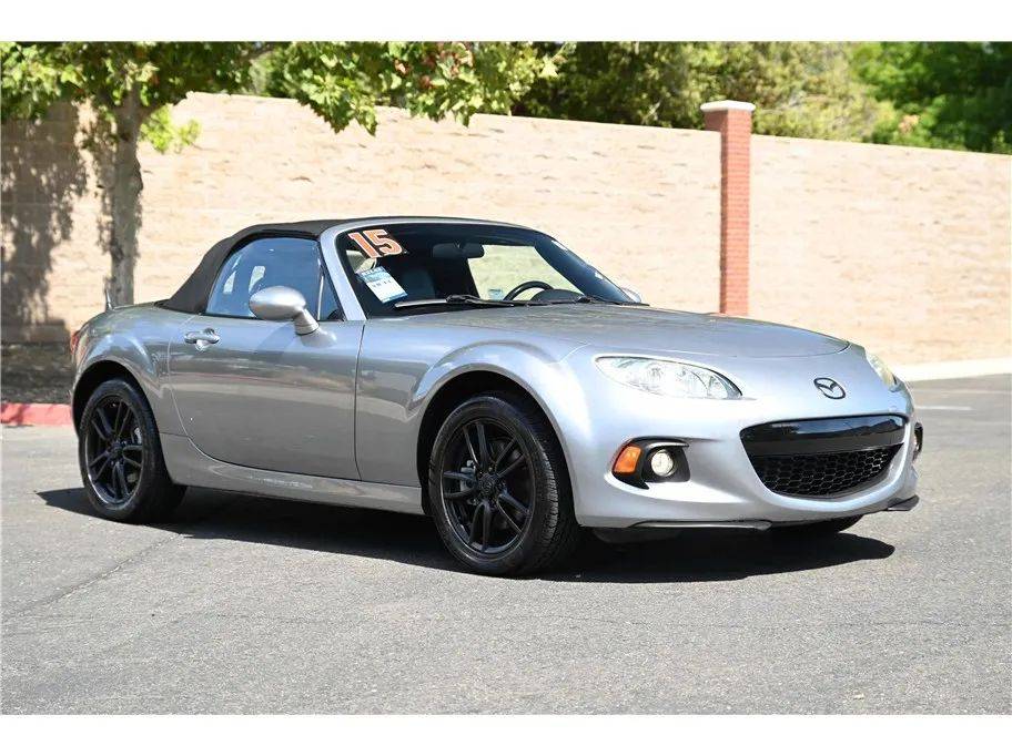 2015 Mazda MX-5 Miata Sport