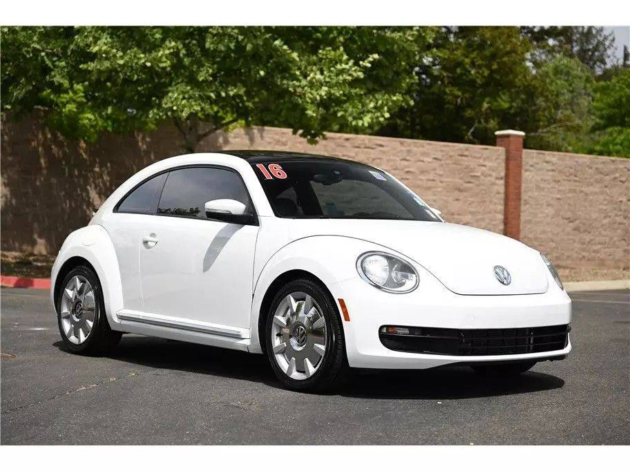 2016 Volkswagen Beetle 1.8T SEL — Hatchback — 101,364 mi — Sacramento, CA