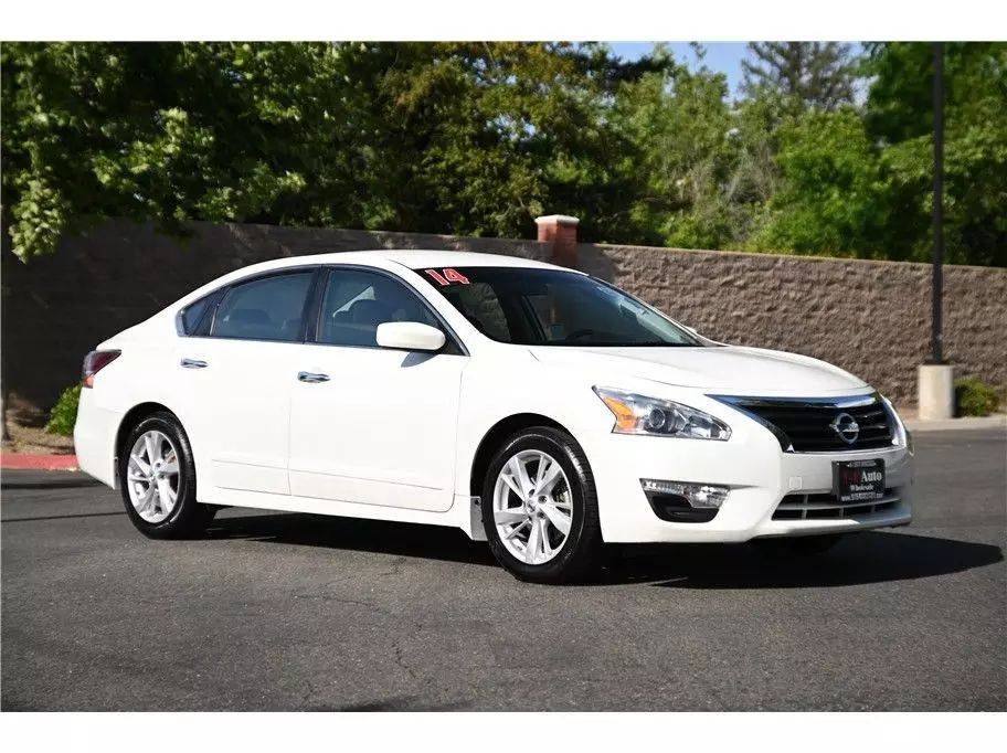 2014 Nissan Altima 2.5 SV — Sedan — 97,066 mi — Sacramento, CA