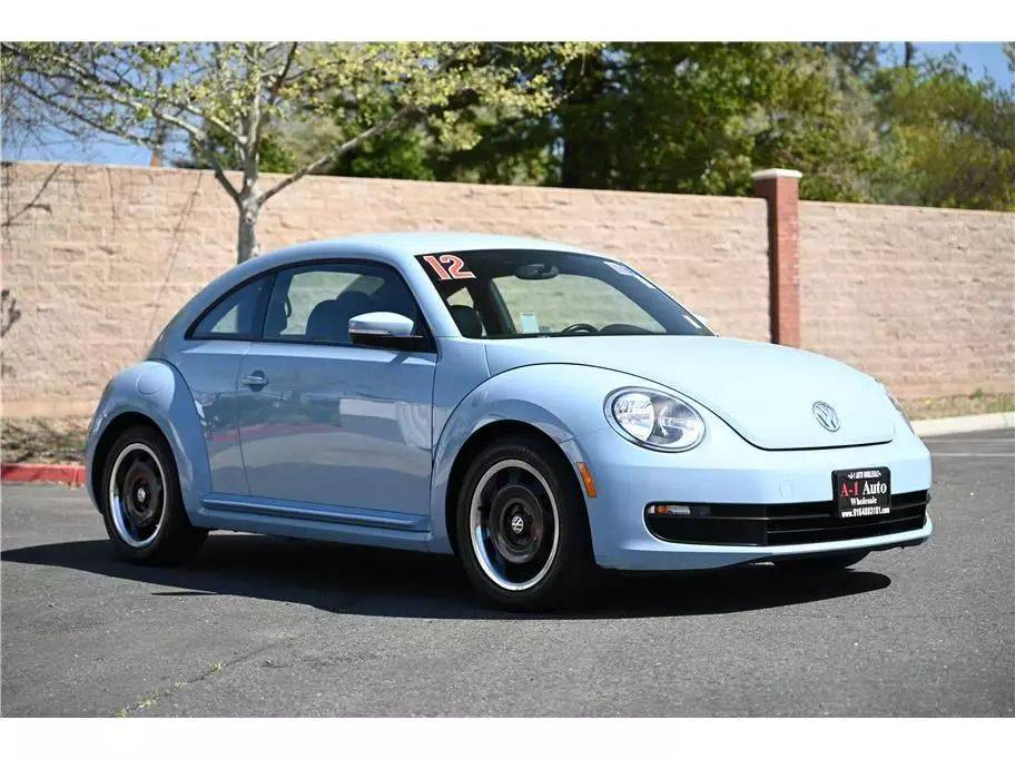 2012 Volkswagen Beetle 2.5 — Hatchback — 101,993 mi — Sacramento, CA