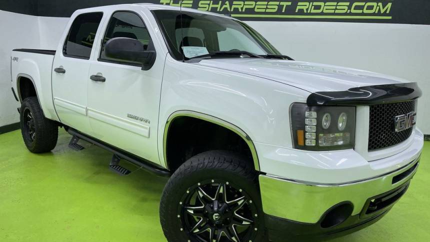 2013 GMC Sierra 1500 SLE — Pickup Truck — 142,220 mi — Englewood, CO