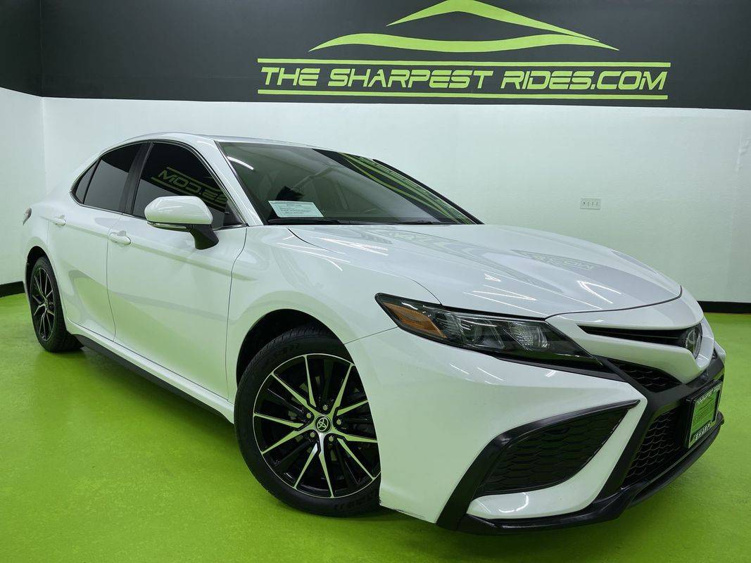 2022 Toyota Camry SE — Sedan — 39,507 mi — Englewood, CO