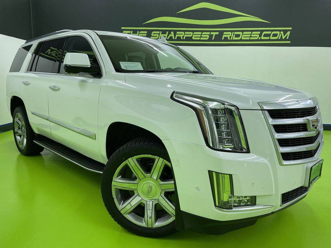 2019 Cadillac Escalade Luxury — SUV — 121,593 mi — Englewood, CO