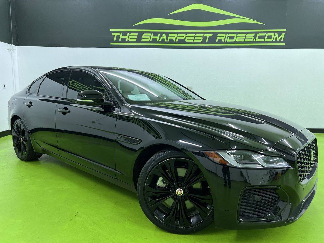 2023 Jaguar XF SE