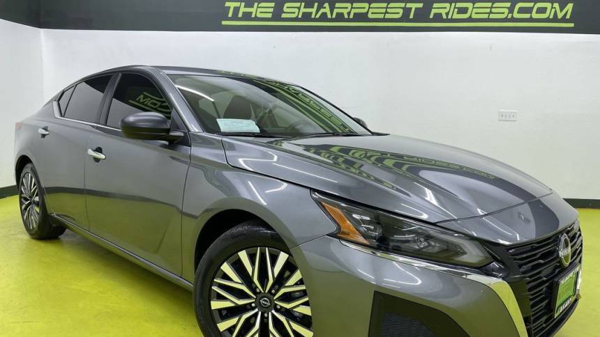 2024 Nissan Altima SV — Sedan — 13,164 mi — Englewood, CO
