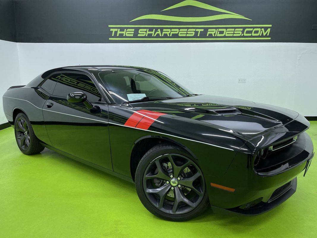 2018 Dodge Challenger SXT Plus — Coupe — 59,989 mi — Englewood, CO