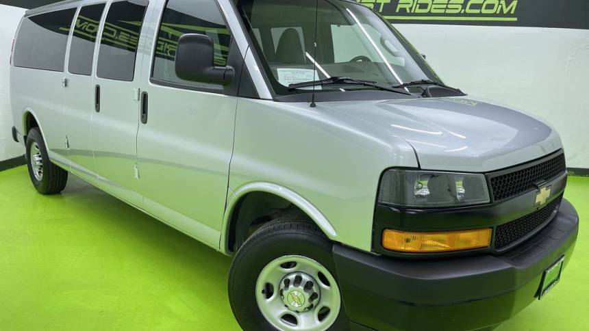 2023 Chevrolet Express Passenger LS — Passenger Van — 21,207 mi — Englewood, CO