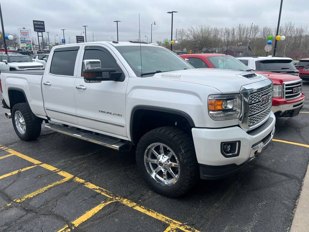 2018 GMC Sierra 3500HD Denali — Pickup Truck — 115,020 mi — VALPARAISO, IN