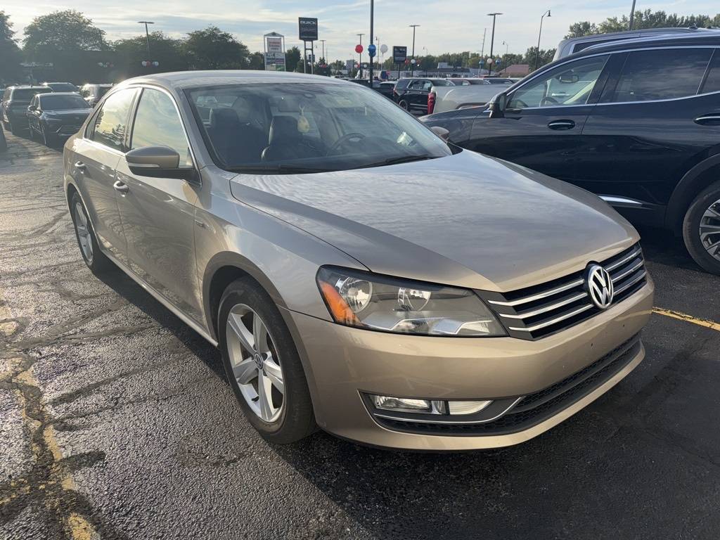 2015 Volkswagen Passat 1.8T Limited Edition — Sedan — 121,842 mi — VALPARAISO, IN
