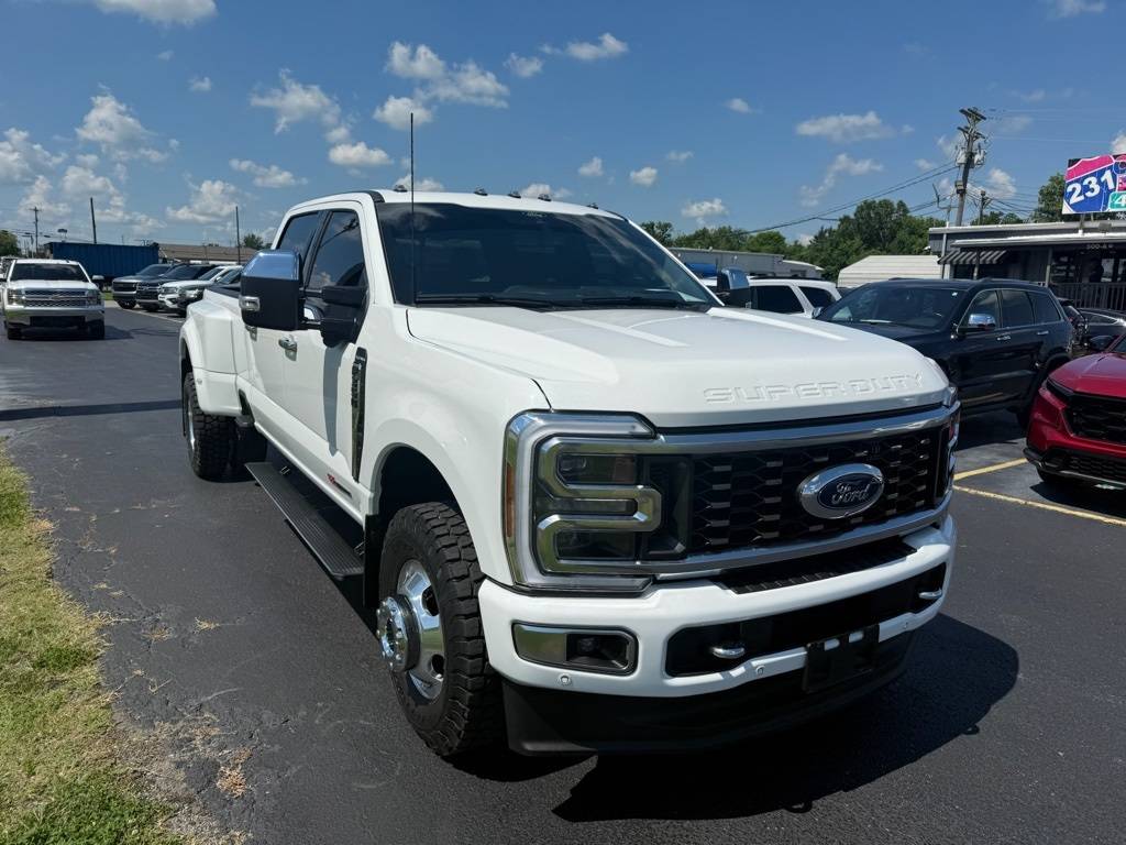 2024 Ford Super Duty F-350 Platinum — Pickup Truck — 14,557 mi — Lebanon, TN