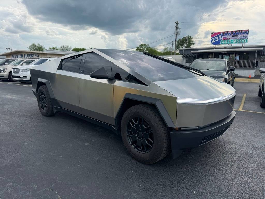 2024 Tesla Cybertruck Standard — Pickup Truck — 16,250 mi — Lebanon, TN