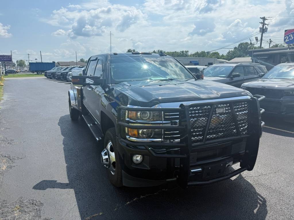 2015 Chevrolet Silverado 3500HD High Country — Pickup Truck — 107,732 mi — Lebanon, TN