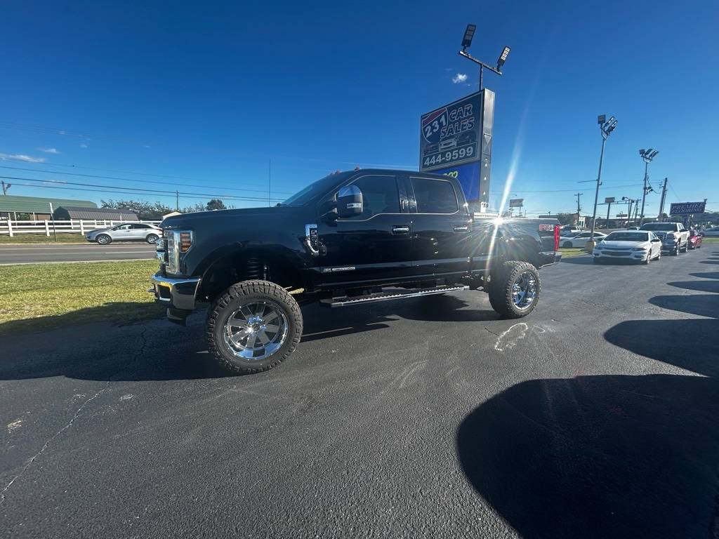 2018 Ford Super Duty F-350 Lariat — Pickup Truck — 118,457 mi — Lebanon, TN