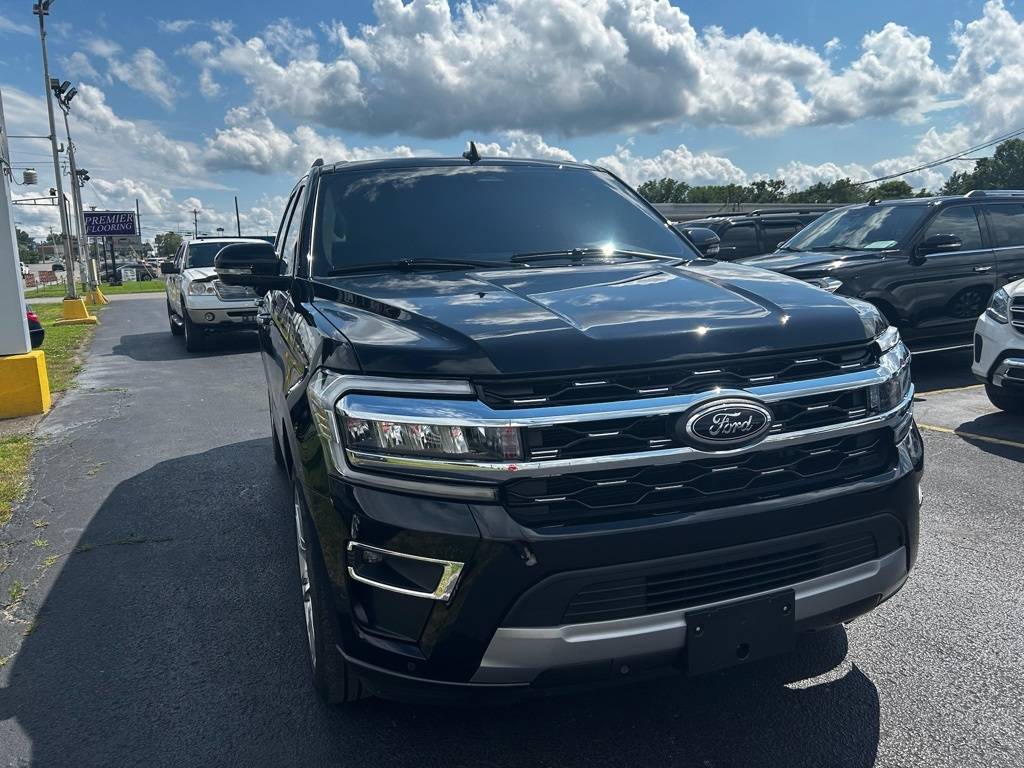 2024 Ford Expedition Limited — SUV — 7,004 mi — Lebanon, TN