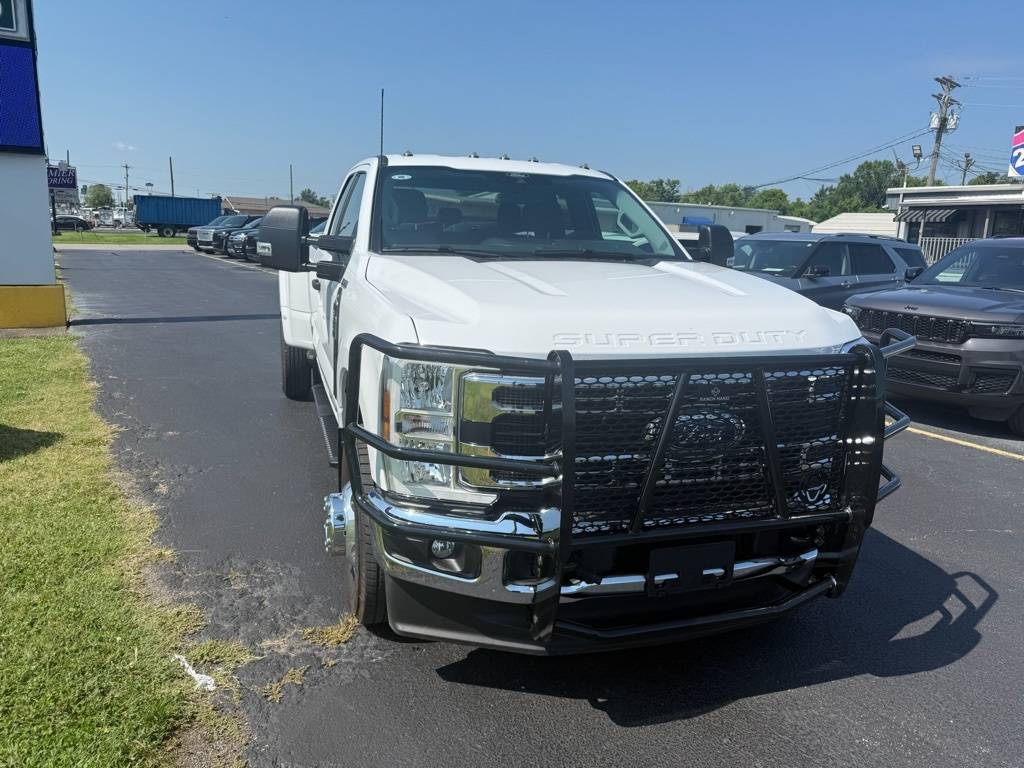 2024 Ford Super Duty F-350 XLT — Pickup Truck — 1,433 mi — Lebanon, TN